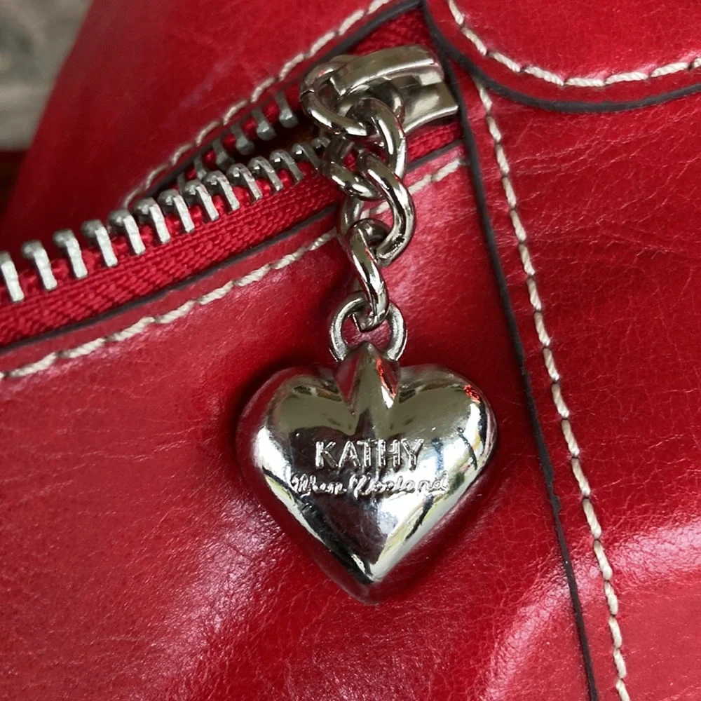 KATHY VAN ZEELAND.GORGEOUS RED PURSE! VERY WELL MADE. LIKE NEW. - Picture 10 of 16